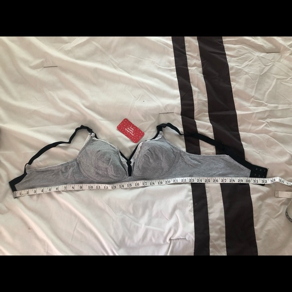 Comfortable Cozy Lace Nursing Bra - Picture 7 of 8